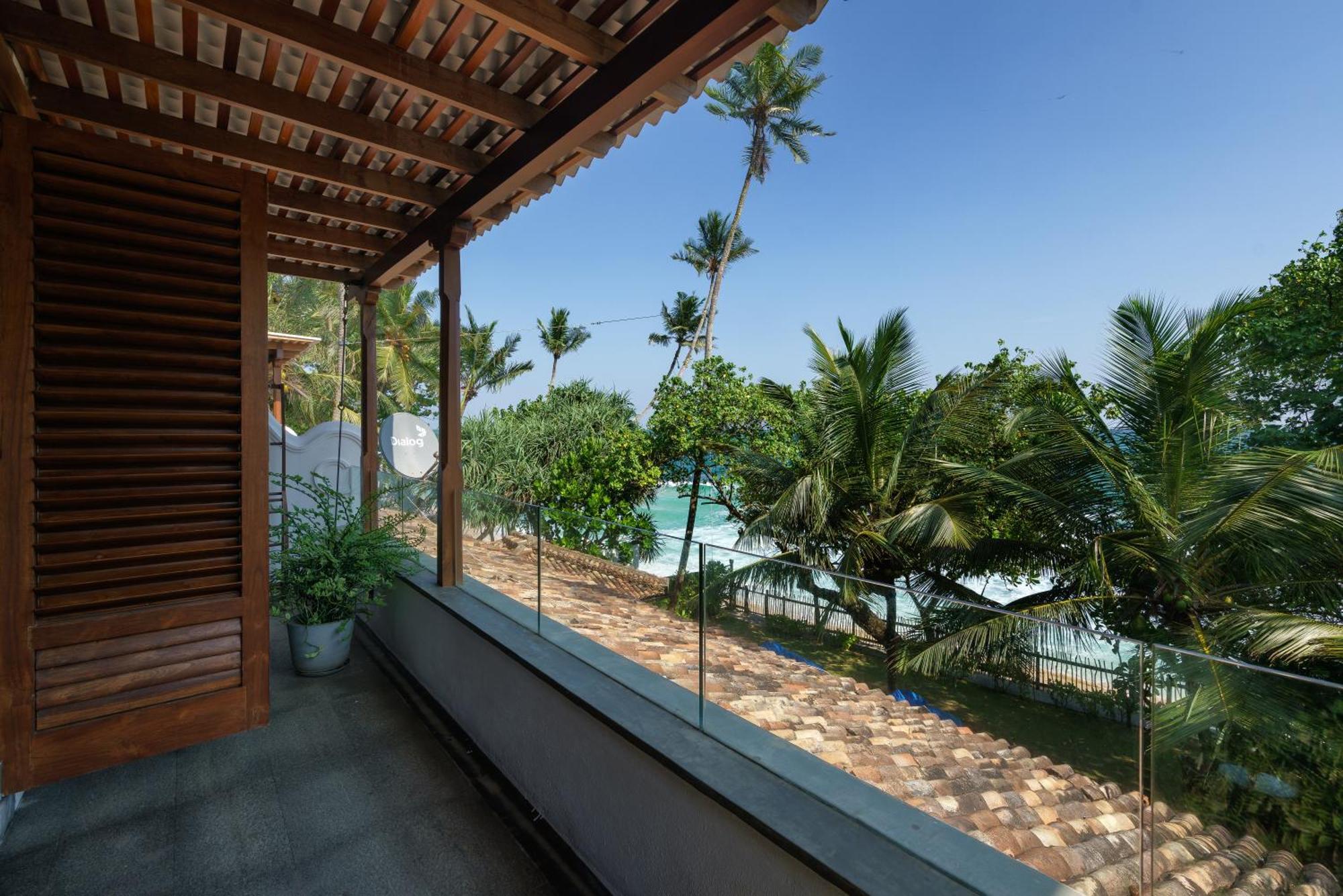 Royal Indigo Villa Unawatuna Exteriör bild